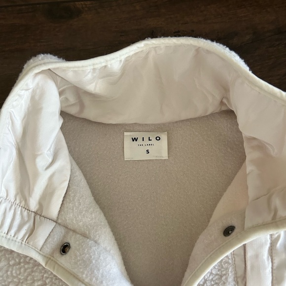 fur jacket - Picture 2 of 5